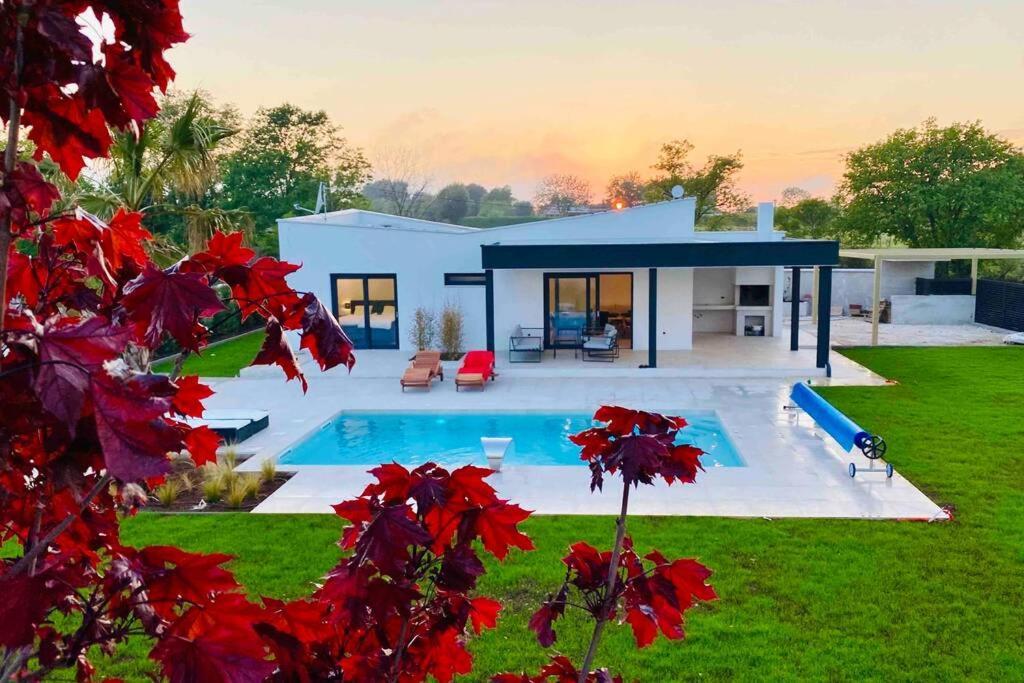 Villa Eni Medulin Sisan Heated Pool Екстер'єр фото